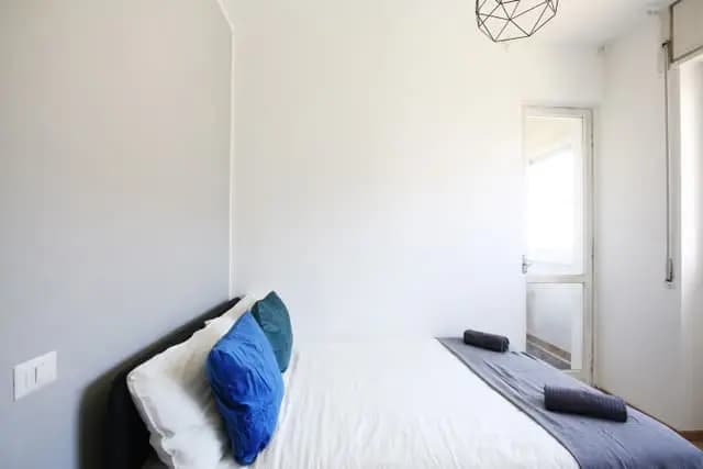 Shared room in Basundhara